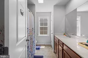 1722 Bradley Dr, Harrisburg, PA 17110 - Photo 35