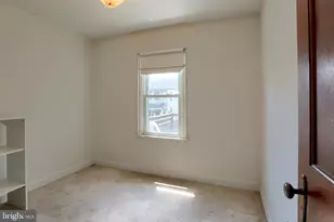 221 S 30th St, Harrisburg, PA 17103 - Photo 13