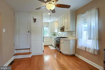 221 S 30th Street, Harrisburg, PA 17103 - Photo 9