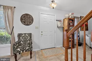 409 Park View Dr, Harrisburg, PA 17110 - Photo 3