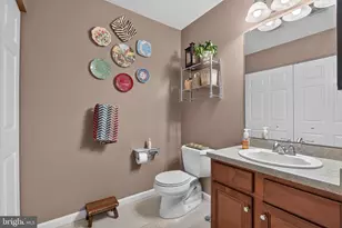 409 Park View Dr, Harrisburg, PA 17110 - Photo 7