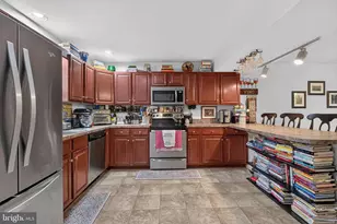 409 Park View Dr, Harrisburg, PA 17110 - Photo 11