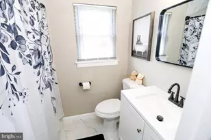 29 Carolyn St, Harrisburg, PA 17112 - Photo 13