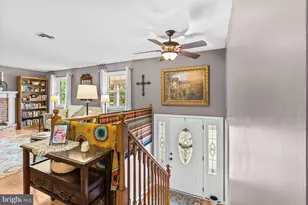4462 Woodcrest Dr, Elizabethtown, PA 17022 - Photo 5