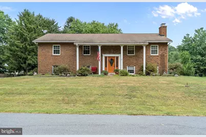 4462 Woodcrest Drive, Elizabethtown, PA 17022 - Photo 1