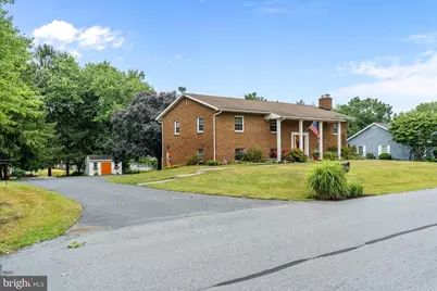 4462 Woodcrest Drive, Elizabethtown, PA 17022 - Photo 3