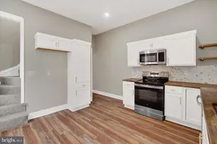 1833 N 2nd St, Harrisburg, PA 17102 - Photo 13