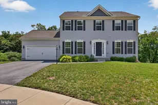 7204 Hidden Mdw Ln, Harrisburg, PA 17112 - Photo 1