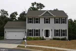 7204 Hidden Mdw Ln, Harrisburg, PA 17112 - Photo 1