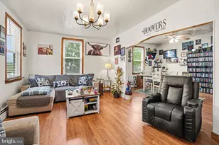 411 Elizabeth St, Williamstown, PA 17098 - Photo 7