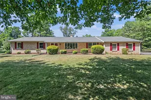 1308 Montfort Dr, Harrisburg, PA 17110 - Photo 1