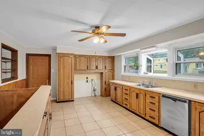 601 Gaynor Lane, Harrisburg, PA 17111 - Photo 11