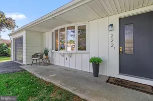 222 Robin Rd, Hershey, PA 17033 - Photo 3