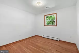 222 Robin Rd, Hershey, PA 17033 - Photo 25