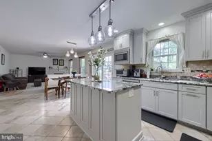 812 Cypress Ct, Hummelstown, PA 17036 - Photo 13