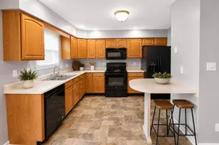 562 Kelker St, Oberlin, PA 17113 - Photo 7