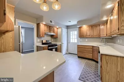 205 Peach Street, Harrisburg, PA 17112 - Photo 7
