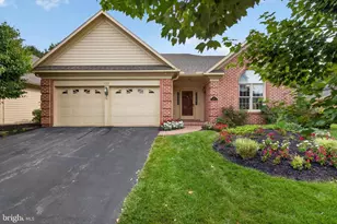 122 Almond Dr, Hershey, PA 17033 - Photo 3