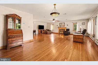 302 Robin Road, Hershey, PA 17033 - Photo 3