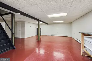 302 Robin Rd, Hershey, PA 17033 - Photo 15