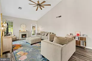 640 Springhouse Ln, Hummelstown, PA 17036 - Photo 5