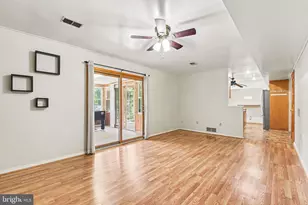 992 Martin Ln, Harrisburg, PA 17111 - Photo 15
