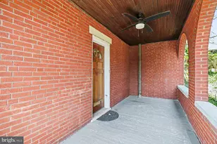 2038 Market St, Harrisburg, PA 17103 - Photo 5
