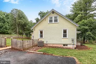 2731 Fishing Creek Valley Rd, Harrisburg, PA 17112 - Photo 5