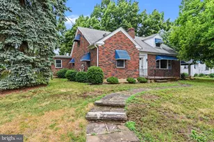 125 W Governor Rd, Hershey, PA 17033 - Photo 1
