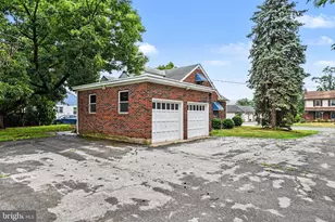 125 W Governor Rd, Hershey, PA 17033 - Photo 3