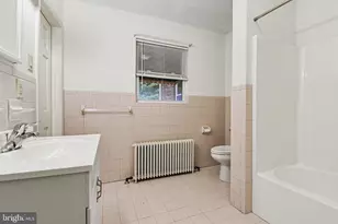 125 W Governor Rd, Hershey, PA 17033 - Photo 13