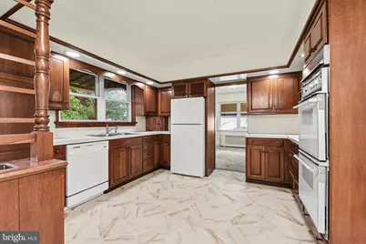 125 W Governor Road, Hershey, PA 17033 - Photo 9