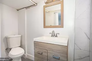 2128 Boas St, Harrisburg, PA 17103 - Photo 9