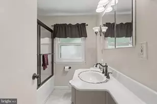 3794 Dawn-Mar St, Harrisburg, PA 17111 - Photo 17
