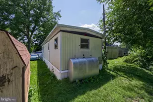 410 Willow St, Highspire, PA 17034 - Photo 23