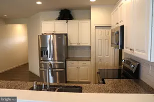 803 Anthony Dr, Harrisburg, PA 17111 - Photo 5