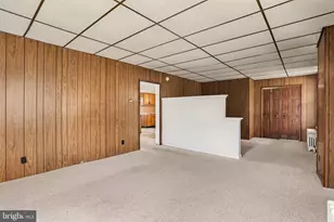 4001 Locust Ln, Harrisburg, PA 17109 - Photo 11