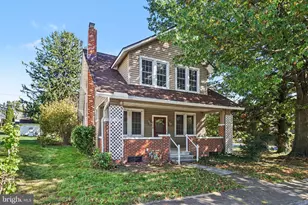 118 Fishburn St, Harrisburg, PA 17109 - Photo 1