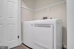 6129 Spring Knoll Dr, Harrisburg, PA 17111 - Photo 23