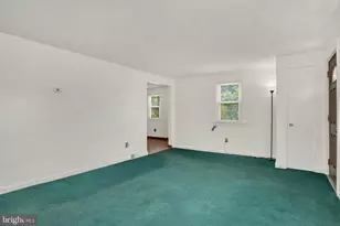 24 Rosewood Dr, Harrisburg, PA 17109 - Photo 5