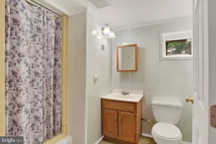 24 Rosewood Dr, Harrisburg, PA 17109 - Photo 11