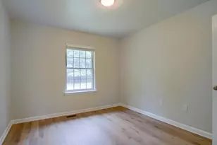 630 Glenbrook Dr, Harrisburg, PA 17110 - Photo 17