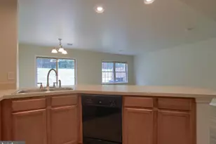 630 Glenbrook Dr, Harrisburg, PA 17110 - Photo 9