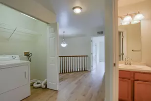 630 Glenbrook Dr, Harrisburg, PA 17110 - Photo 19