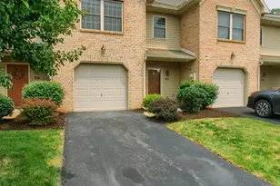 630 Glenbrook Dr, Harrisburg, PA 17110 - Photo 3