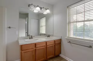 630 Glenbrook Dr, Harrisburg, PA 17110 - Photo 15