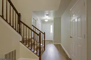 630 Glenbrook Dr, Harrisburg, PA 17110 - Photo 11