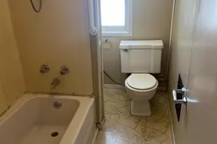 2042 Berryhill St, Harrisburg, PA 17104 - Photo 21