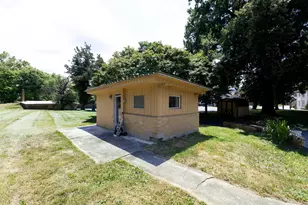 26 N 2nd St, Highspire, PA 17034 - Photo 7