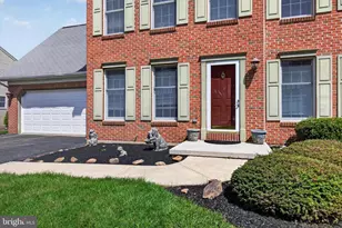 212 Fox Grove Pl, Hummelstown, PA 17036 - Photo 3